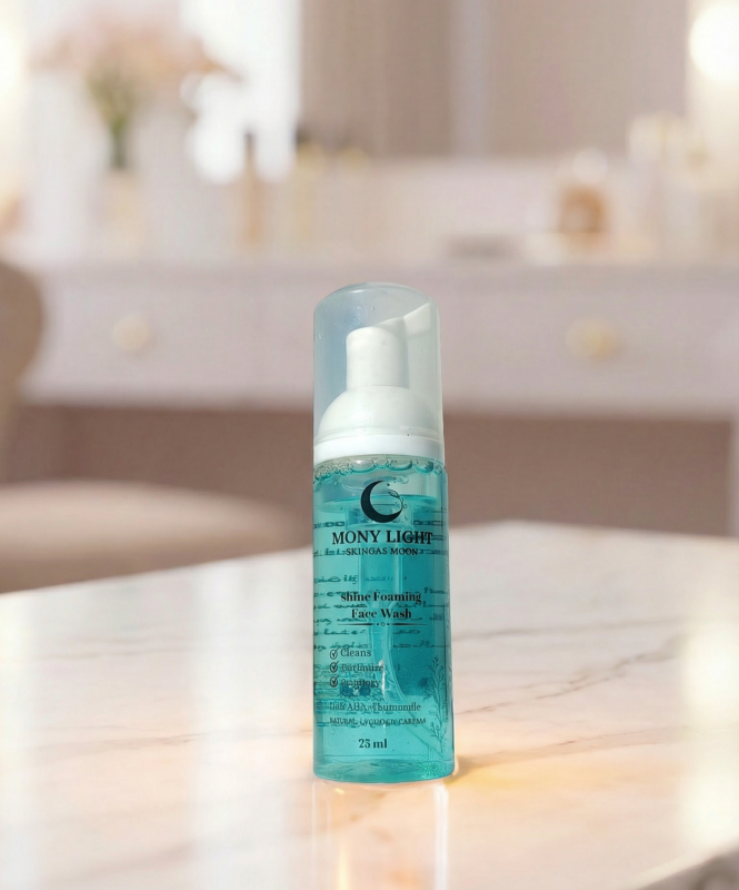 غسول شاين للبشرة الدهنية والمخلتطه رغوى بمقشرات AHA الحجم الصغير  Foaming face wash Shine Cleanser